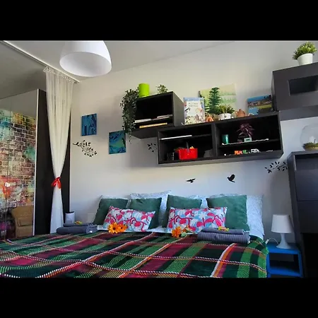 Viva - Cosy Flat In - Free Parking 아파트