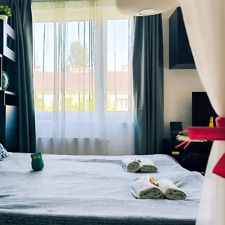 Viva - Cosy Flat In - Free Parking Boedapest