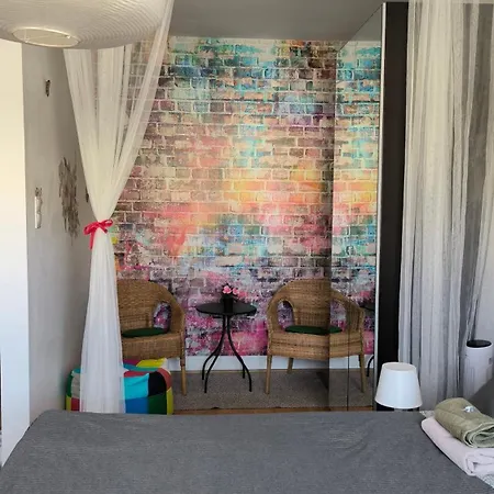 Viva - Cosy Flat In - Free Parking