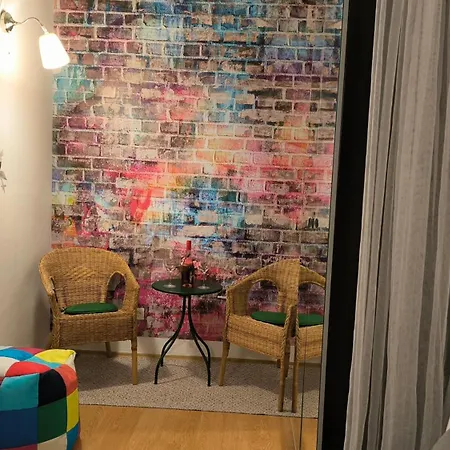 Viva - Cosy Flat In - Free Parking