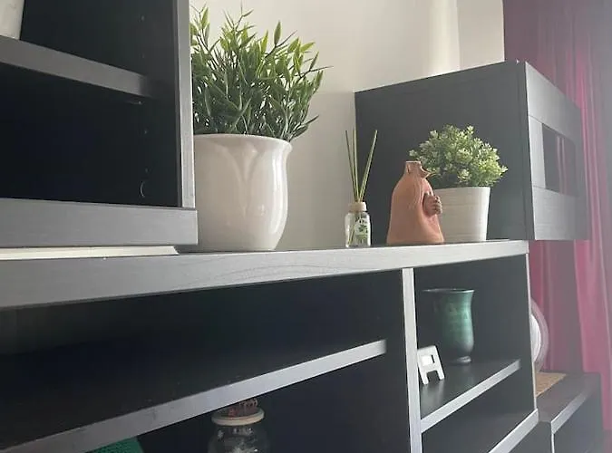 Viva - Cosy Flat In - Free Parking Daire