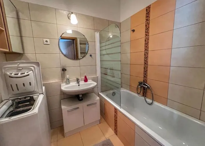 Viva - Cosy Flat In - Free Parking
